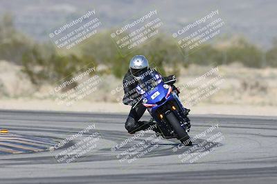 media/Jan-15-2026-Racers Edge (Thu) [[dfebeb70ab]]/3-B Group/Session 4 (Turn 5)/